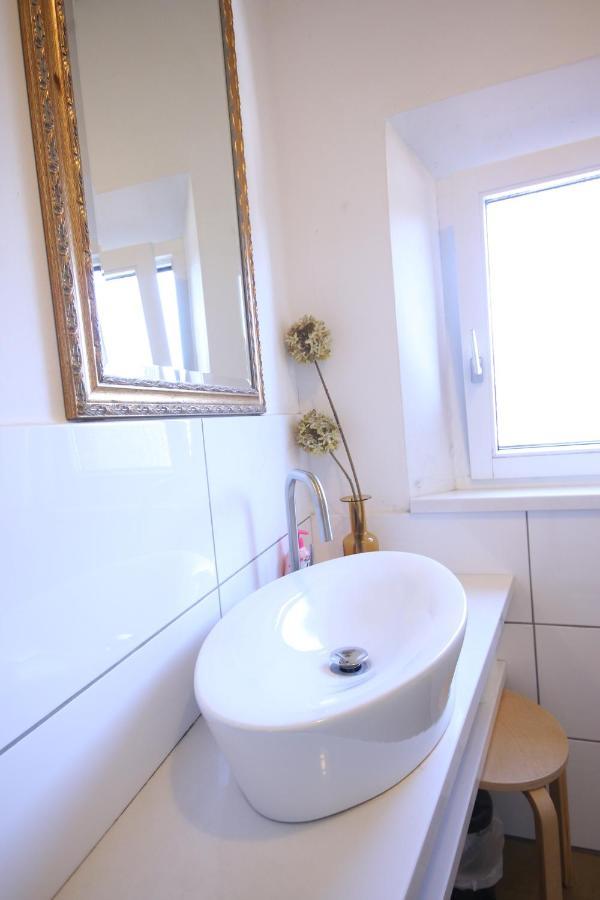 Moderne Studio Apartments Und 4 Zimmer Wohnungen In Oberhausen, Ideal Fuer Geschaeftsreisende Und Monteure Eksteriør billede